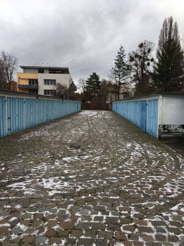 Einzelgarage inkl. Strom und Waschplatz zum Aktionspreis zu vermieten! in Dresden