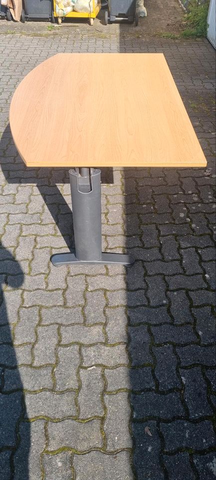 Vario Büro Tisch Höhenverstellbar in Obernburg
