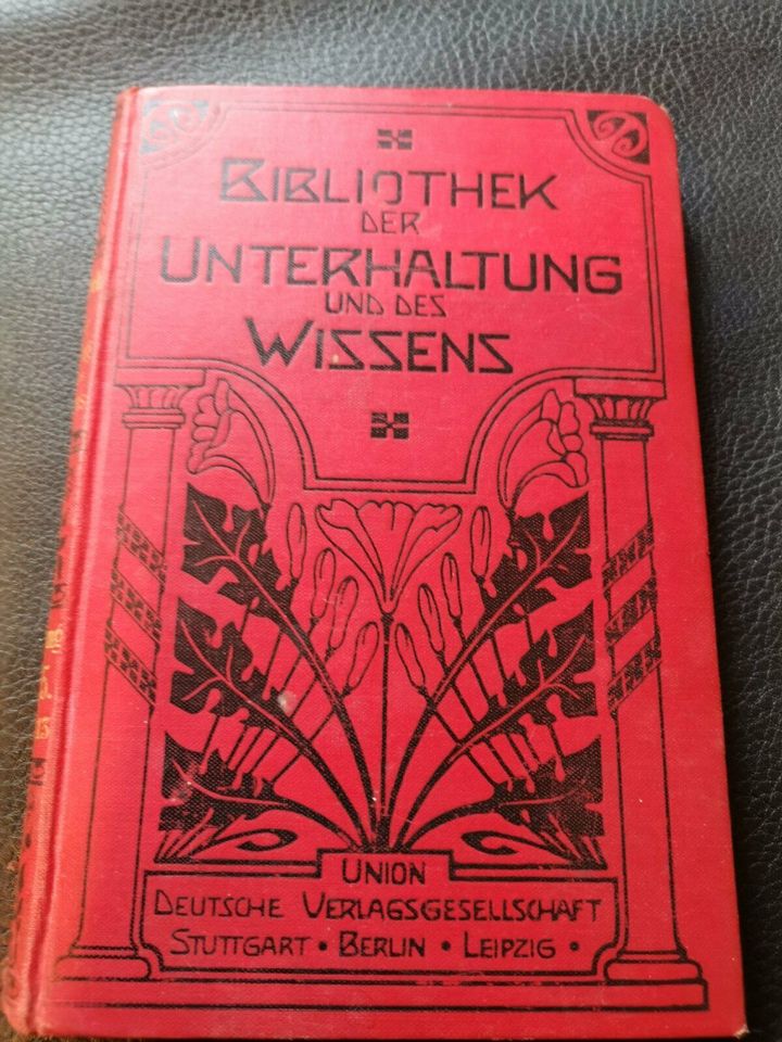 Biobliothek der Unterhaltung und des Wissens ca 111 Stück! Bücher in München