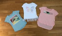 3x T-Shirt H&M & C&A Gr. 134/140 - neuwertig Hessen - Taunusstein Vorschau