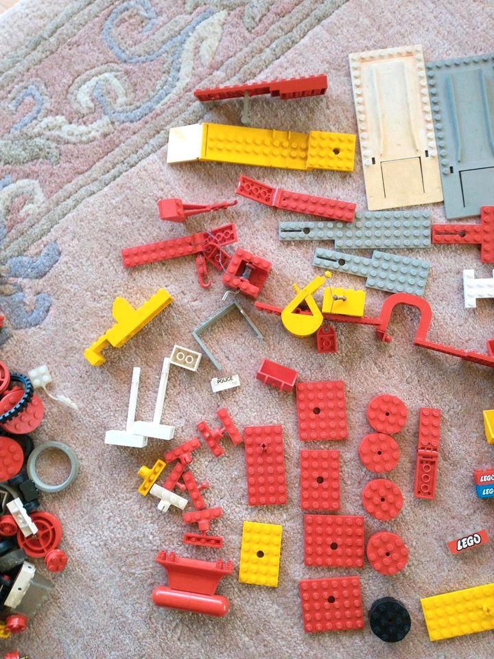 Lego / Legokonvolut 1960 / 70 Jahre in Wardenburg