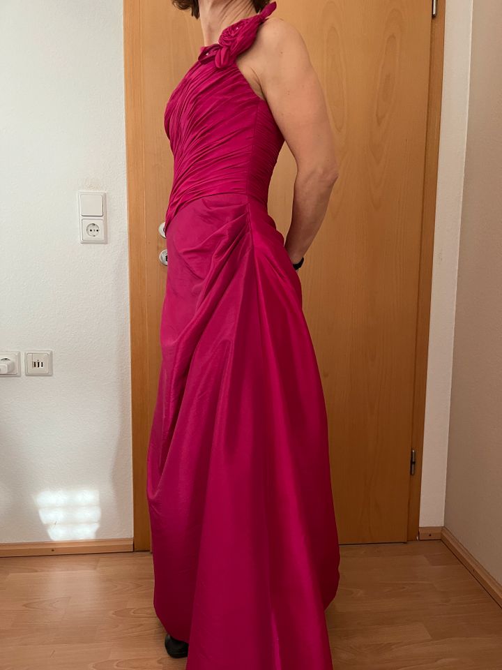 Festliches Kleid, Hofstaatkleid, Abendkleid von Magic Nights in Eslohe