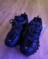 Balenciaga Tracks Baden-Württemberg - Mannheim Vorschau