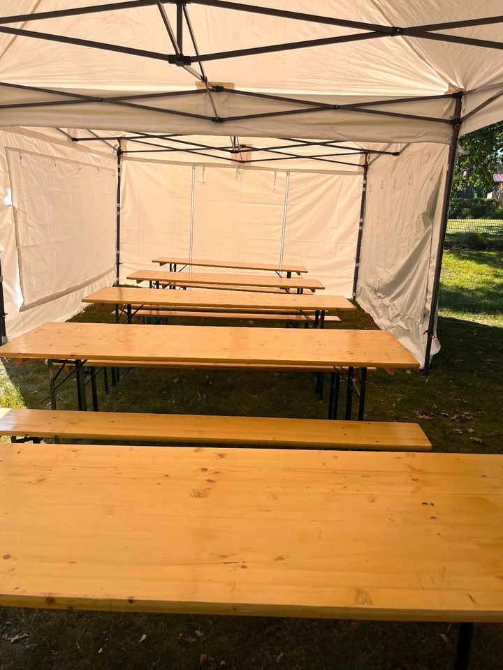 Faltpavillon 4x4m mieten l Partyzelt in Bentwisch