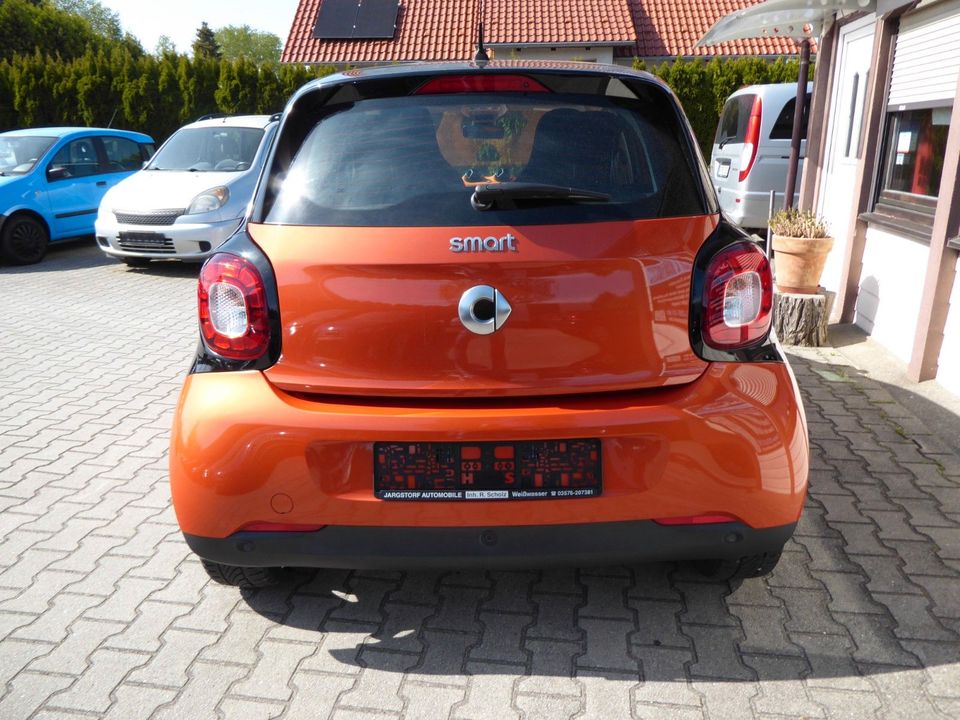 Smart ForFour forfour 52kW Klima/Sitzheitz./Tempo./Alu in Weißwasser