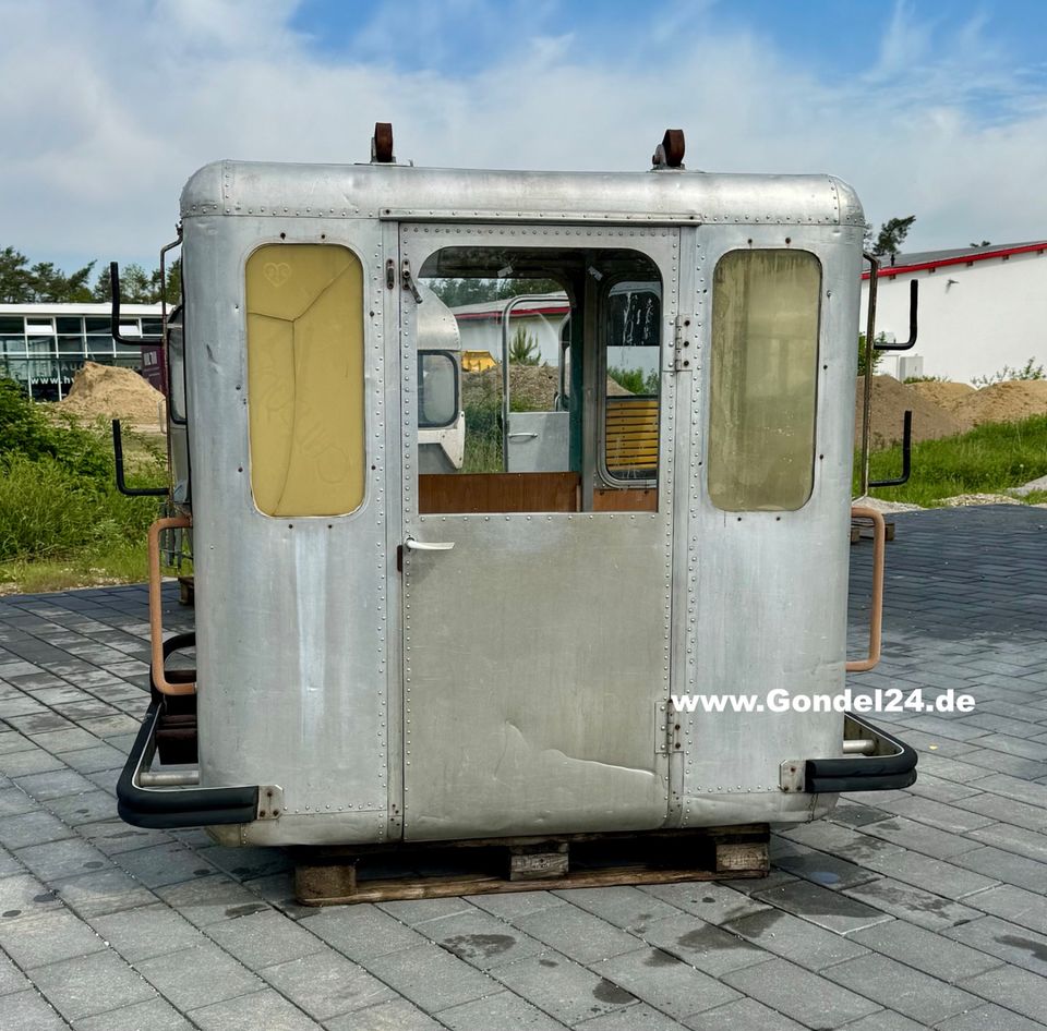 Antike 4-er Gondel Kitz Kitzbühel Hornbahn Kabine Liftgondel Seilbahn Skigondel Alm Lift Ski Hütte Alpen Bergbahn Telefonzelle Sessellift Gondel24 Gondel24.de ( mieten vermieten rent kaufen ) in Oberhaching