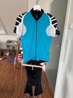 ASSOS Trikot & Hose Damen L Baden-Württemberg - Böblingen Vorschau