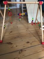 Holz Spielbogen -Baby gym -Montessori Berlin - Neukölln Vorschau