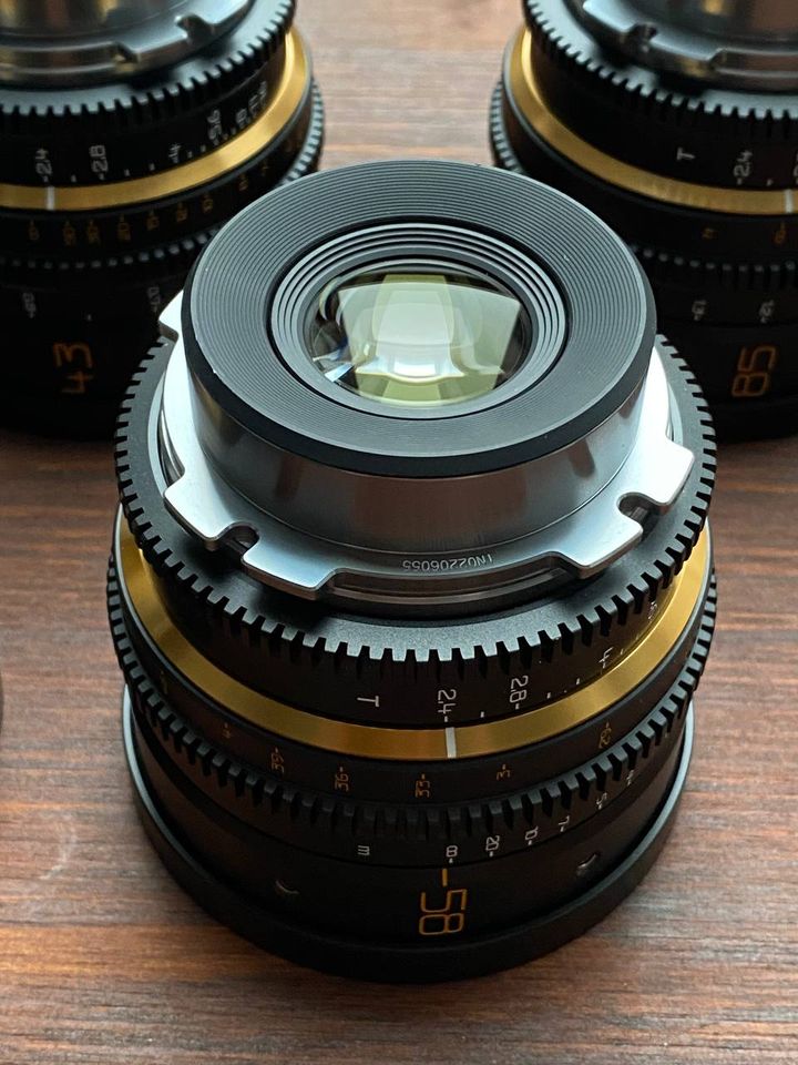 Dulens APO Mini Prime "Vintage" 4-lens Set mit Case, PL und EF in Berlin