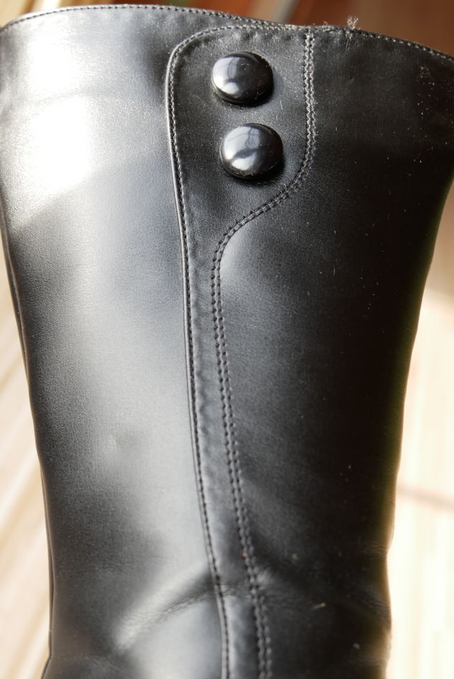 *wNEU* Italienische Stiefel Stiefeletten Leder schwarz Gr. 36 in Etzelwang