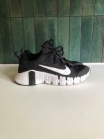 Nike Free Metcon 3 Damen Sneaker 38 Jogging Laufschuh schwarz Lindenthal - Köln Sülz Vorschau