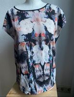 Bluse Tshirt Gr. M Vila Muster Sommerbluse Rostock - Schmarl Vorschau