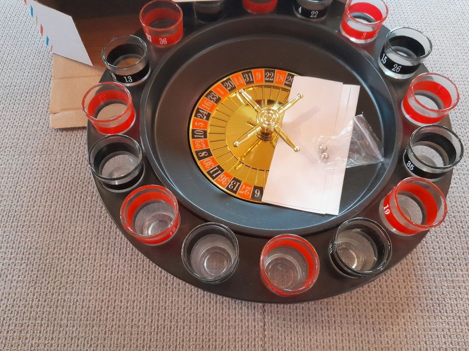 NEU - Trinkspiel - Roulette - Schramm - Glas / Kunststoff - NEU in Drestedt