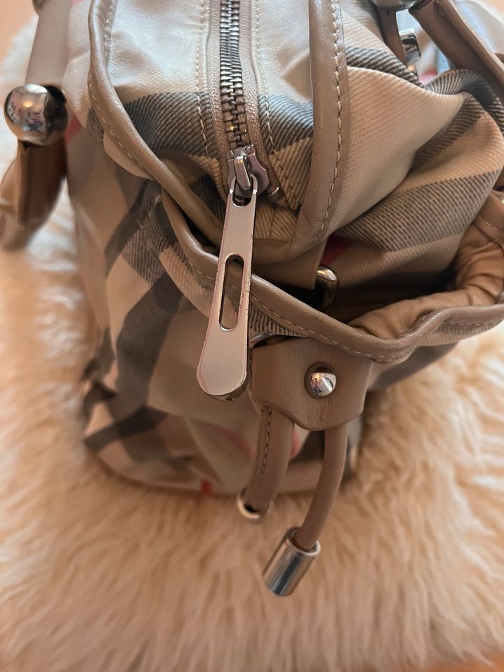 Burberry Tasche in Darmstadt