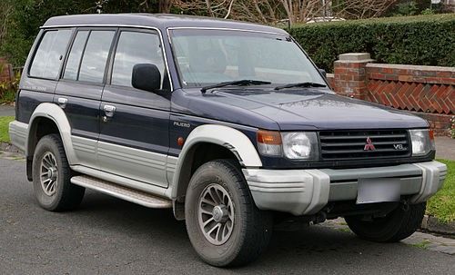 SUCHE Mitsubishi Pajero in Bruckberg bei Landshut