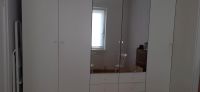 Großer weißer Pax Ikea Kleiderschrank mit Spiegeltüren Niedersachsen - Jever Vorschau