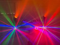 ❌ Lichtständer 2 Licht Seifenblasen LED Laser Nebel Strobo Mieten Niedersachsen - Delmenhorst Vorschau