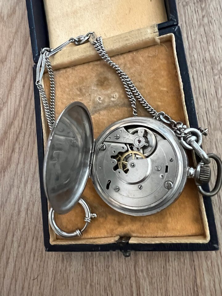 Alte Taschenuhr Schaffner Uhr mit Box junghans in Köln