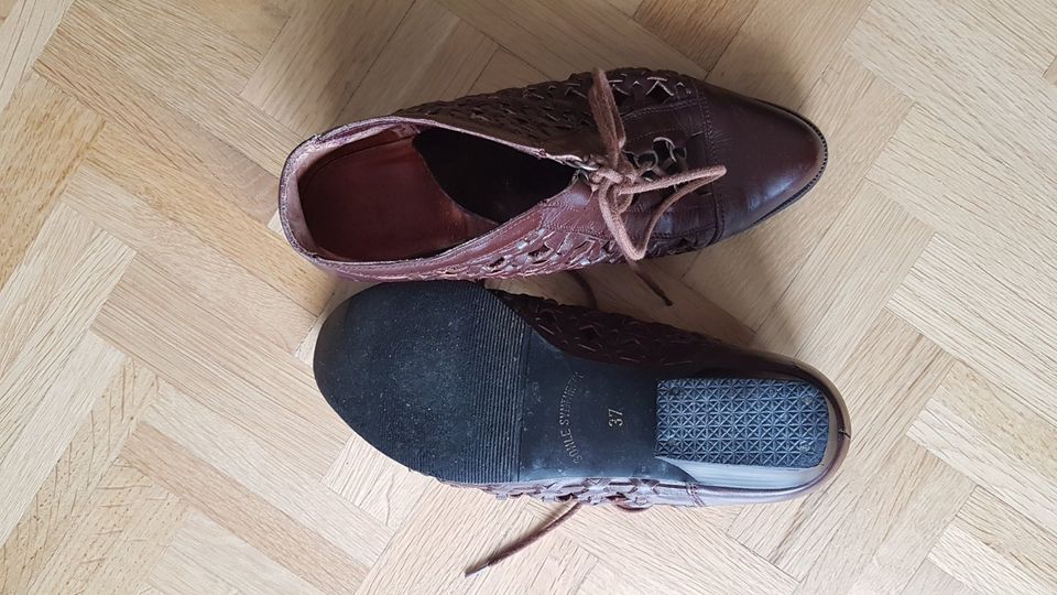 Wunderschöne geflochtene braune Schnürschuhe Leder Größe 37 in Leipzig