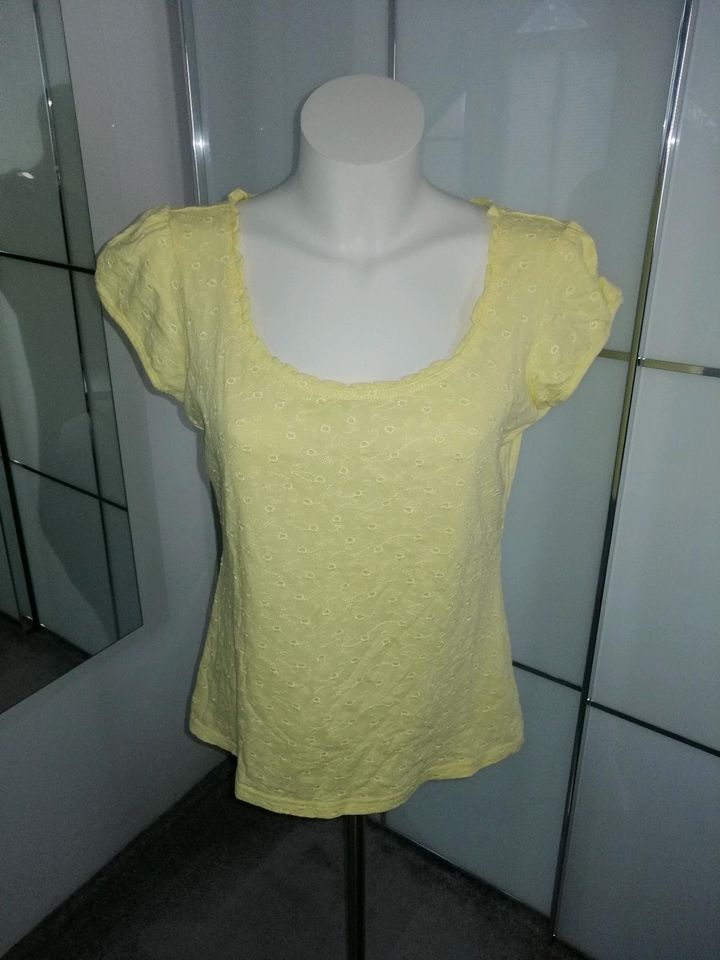 Bekleidungspaket 12 tlg. Damen Shirts Gr.M bzw. 38 in Friedrichroda