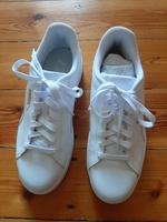 PUMA Weiss und NEU Berlin - Wilmersdorf Vorschau