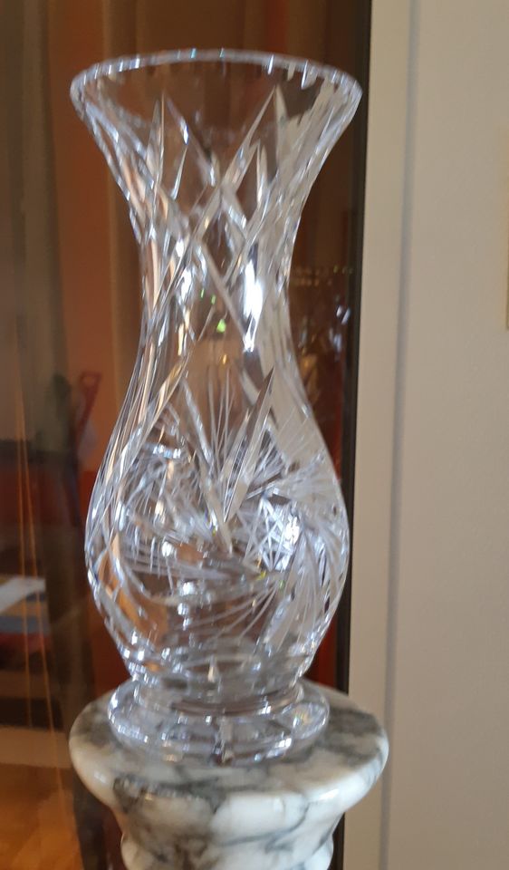 Vintage, schwere Kritallglas-Vase, 26,5 cm hoch in Aachen