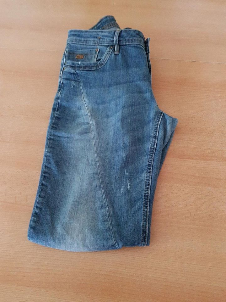 ESPRIT Jeans Gr. ca 31 in Kirchgellersen