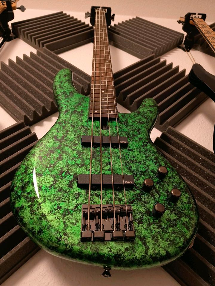 ESP RB-4 Rumble bass Wild green JAPAN in Berlin