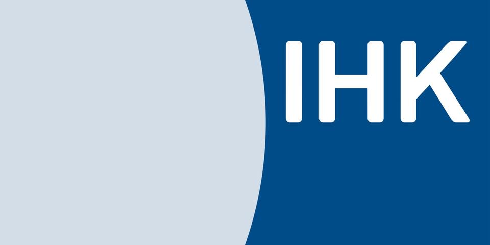 umfangreiches Lernpaket + Prüfungen zum Immobilienfachwirt. IHK in Köln