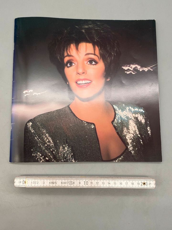 LIZA MINELLI IN CONCERT 1987 BERLIN FOTO BILD MAGAZIN BIOGRAFIE R in Berlin