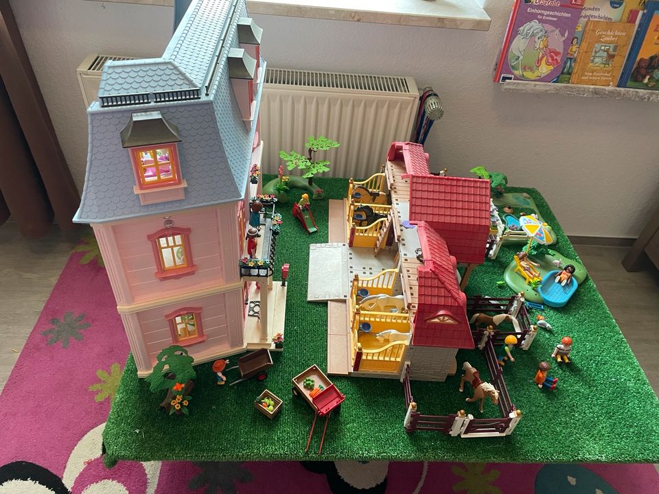 Playmobil Reiterhof und Haus in Kastorf