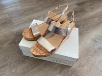 Gr.39⭐️NEU Riemenchensandalen Damen Keilabsatz Kork gold Esprit Sachsen - Oberlungwitz Vorschau