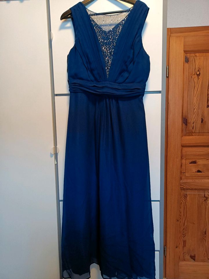 Abendkleid / schickes Kleid Gr. 40 in Greiz