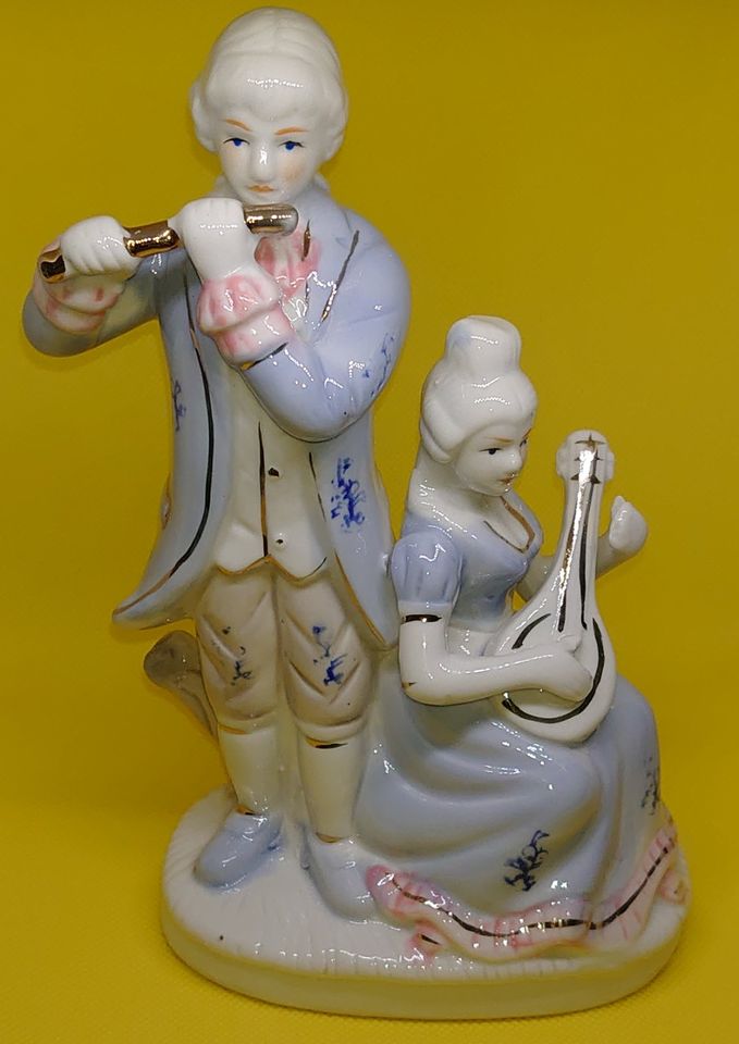Vintage-Porzellanfigur Duo Flötenspieler und Lautenist in Berlin