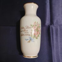 Lichte Porzellan Vase Goldrand Dresden - Coschütz/Gittersee Vorschau