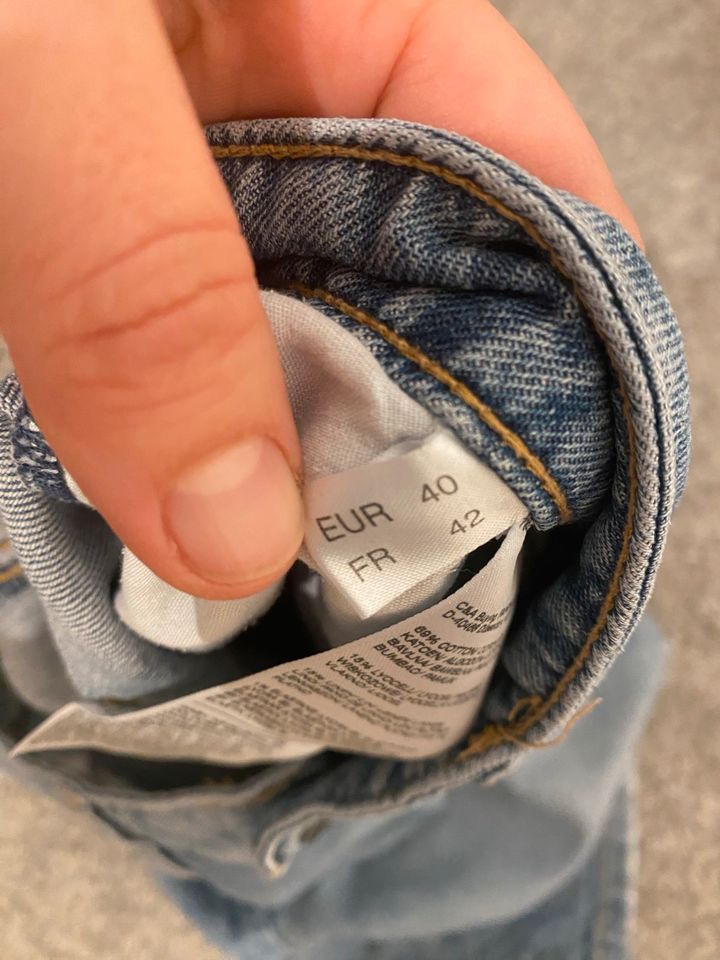 Jeans Shorts / kurze Hose C&A Gr.40 in Bruchsal