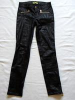Versace Jeans Hose schwarz in sich gemustert Gr. 34, neu Innenstadt - Köln Altstadt Vorschau