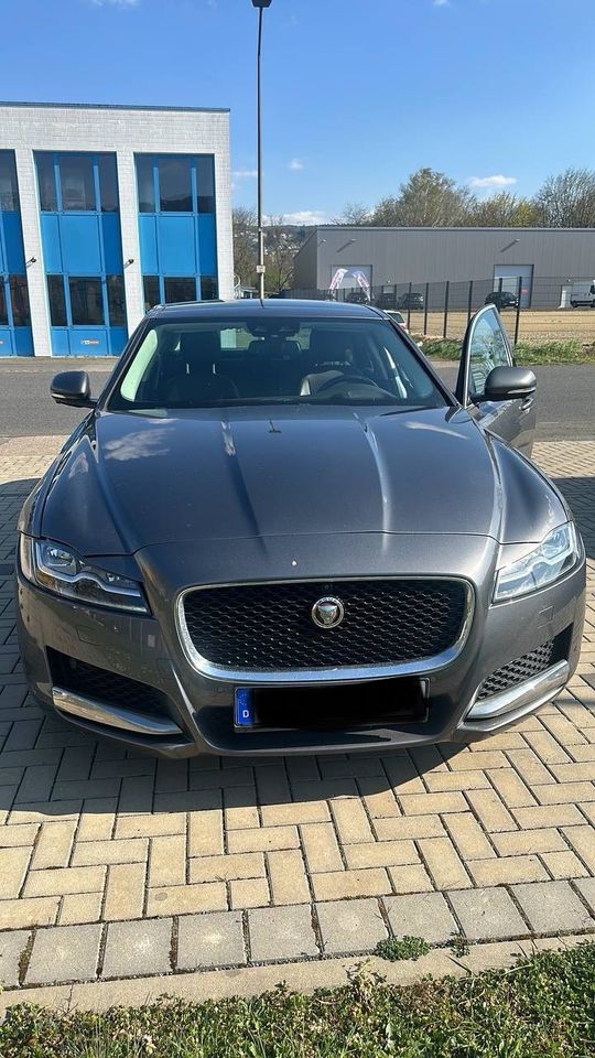                     Jaguar FX Portfolio. Preis reduziert
