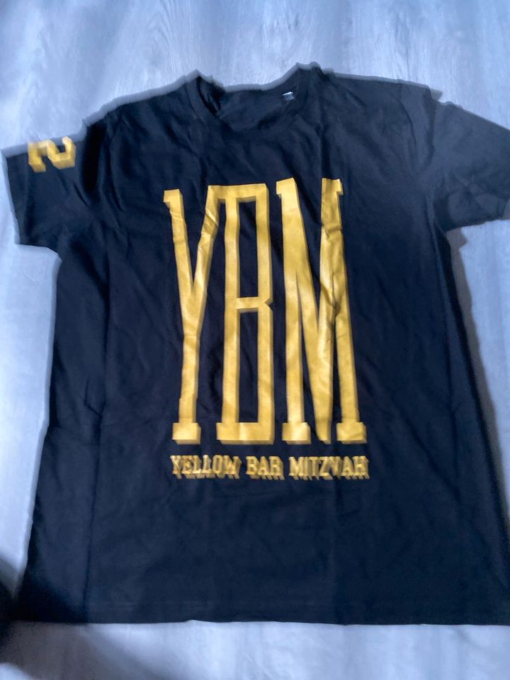 Verkaufe tshirt yellow bar mitzvah  Größe L von spongebozz in Saterland