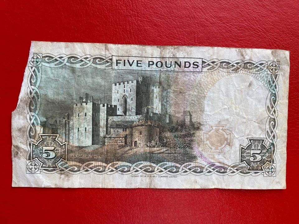 Isle of Man 5 Pound Banknote Elizabeth in Lübeck