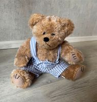 Stofftier Bär braun Hose blau Plüsch Plüschtier Teddy Bärchen Niedersachsen - Bassum Vorschau