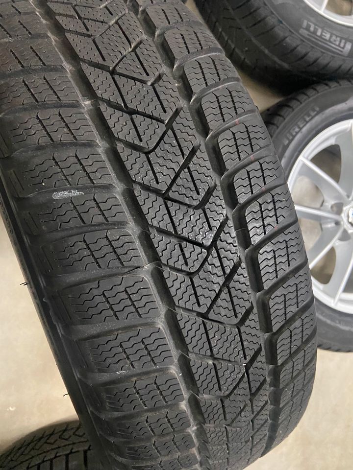 Originale BMW 5er G30 G31 Winterreifen Räder 225/55 R17 Zoll in Oberhonnefeld-Gierend