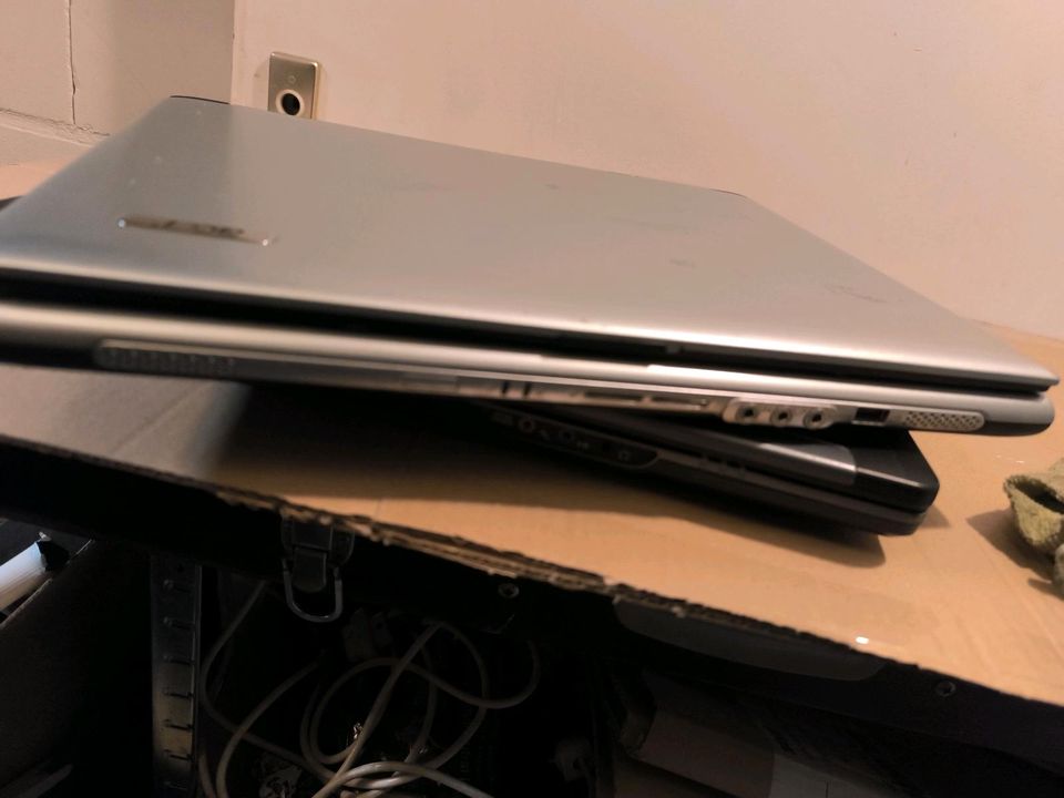 Alter Acer Notebook in Osnabrück