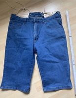 Jeans Short blau Damen hinten zu binden NEU 31 Niedersachsen - Harsum Vorschau