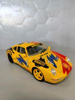 Burago Porsche 911 Carrera 1993 gelb 1:18 Bayern - Kirchdorf Vorschau