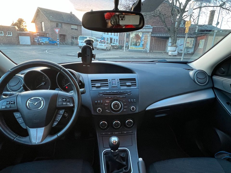 Auto Mazda 3 in Soest