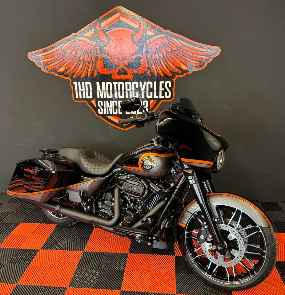 Harley Davidson Street Glide Special 114 Custom in Birkenfeld