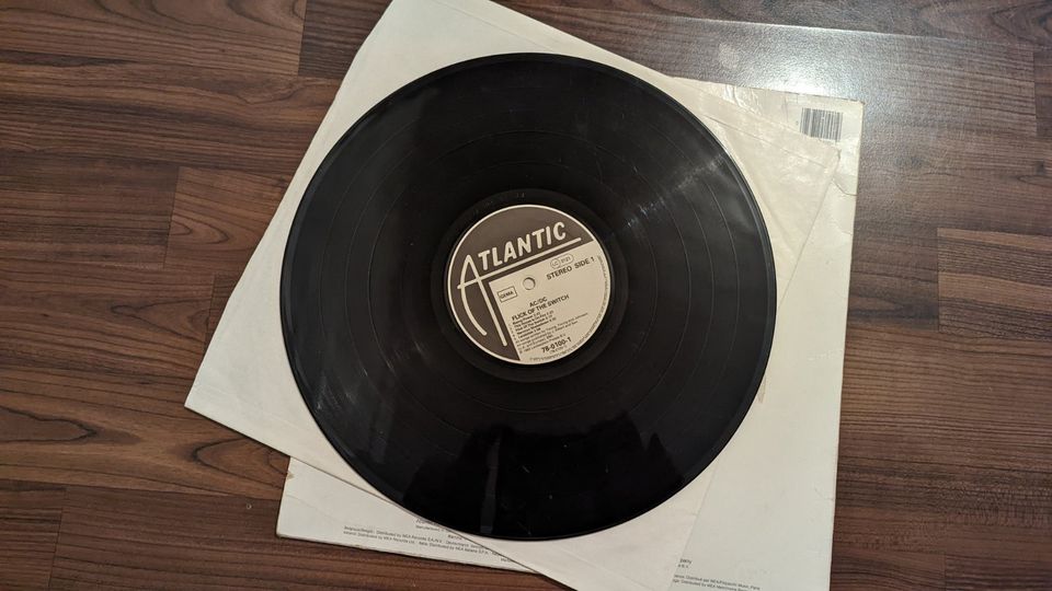 AC/DC Flick Of The Switch Schallplatte / LP / Vinyl in Eningen