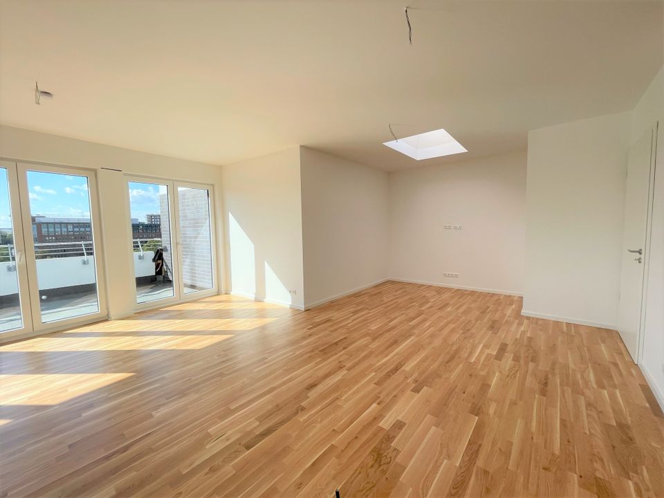 Penthouse - Erstbezug! Neu vermieten oder selbst einziehen - mit Einbauküche und Stellplatz in Leipzig