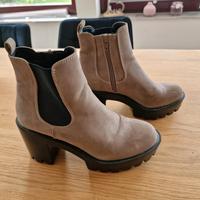 Stiefeletten Catwalk Gr.38 Beiige Niedersachsen - Soltendieck Vorschau